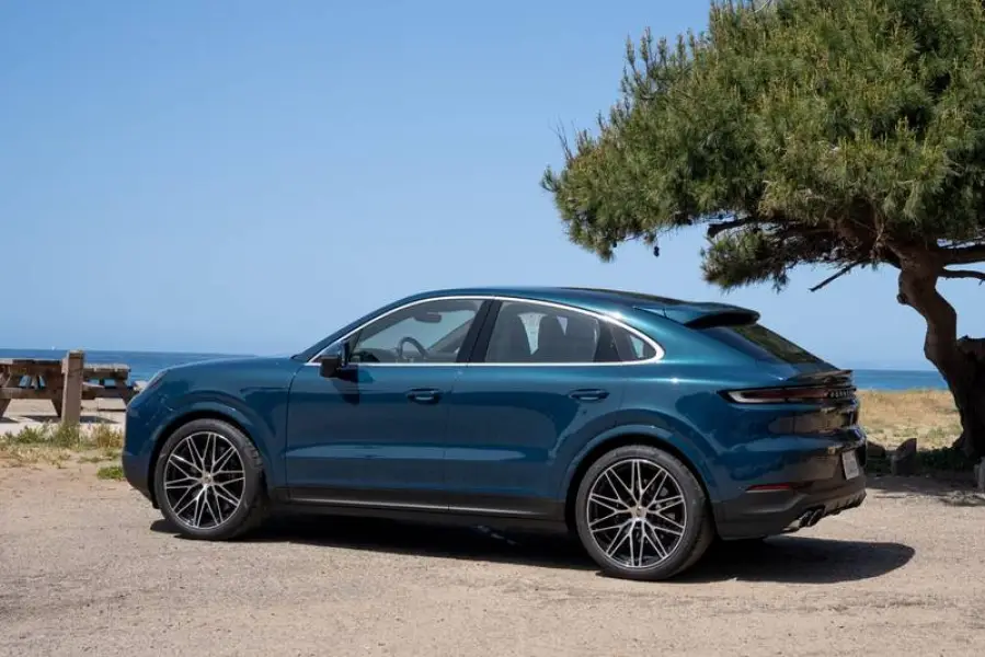 آیا پورشه کاین S مدل ۲۰۲۴ یک شاسی‌بلند خوب است؟ ۴ مزیت و ۳ عیب